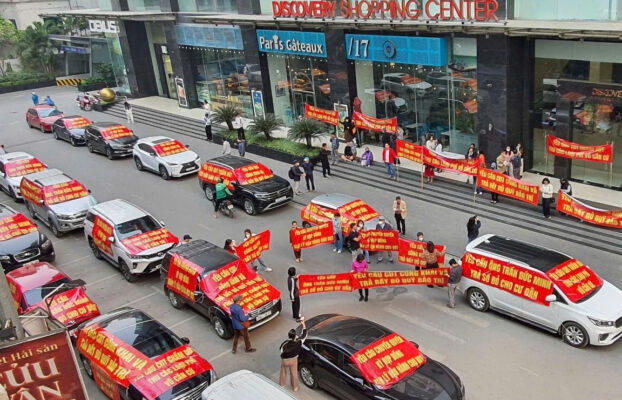 Cư dân nhiều chung cư ở Hà Nội mòn mỏi chờ sổ hồng